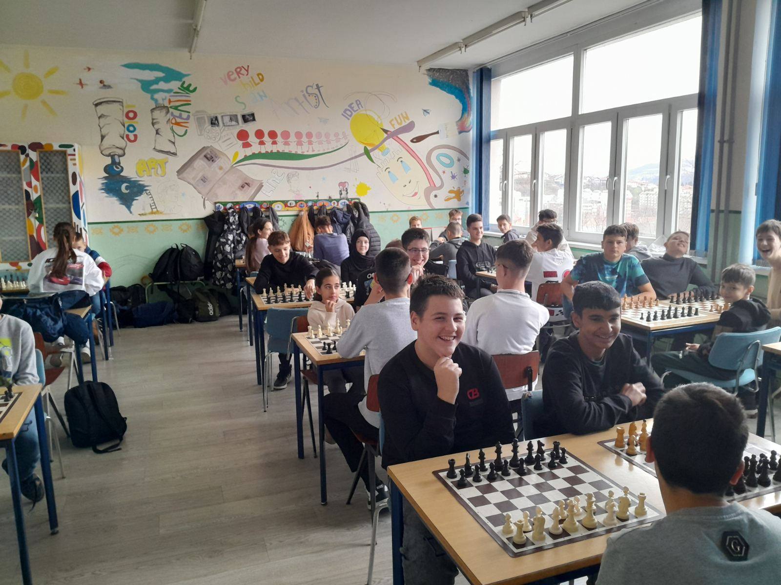 Šahovski klub “Čelik” Zenica održao dva pojedinačna prvenstva u JU OŠ “Mak Dizdar” u šahu za školsku 2025/26 godinu